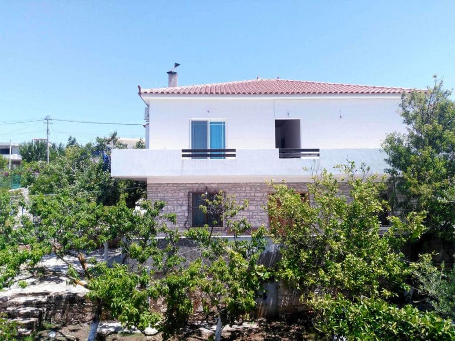 The best budget accommodation in Ksamil