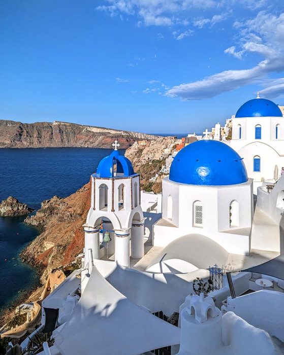 Island hopping Greece itinerary