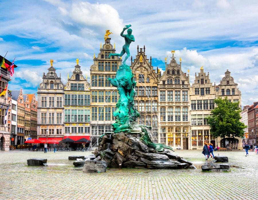 The stunning Gote Markt of Antwerp