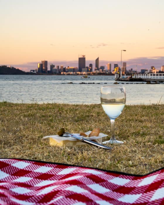perth picnic spots - applecross jetty