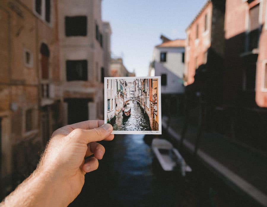 Backup photos while travelling