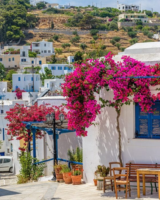 Exploring the village of Lefkes, Naoussa