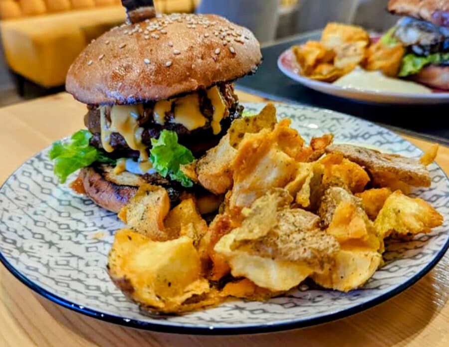 Nomad Burgers and Steaks, Saranda