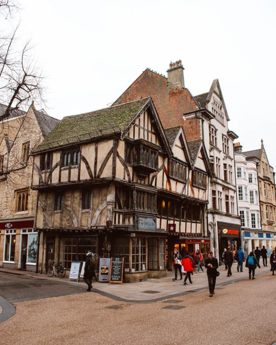 Exploring the high street of Oxford