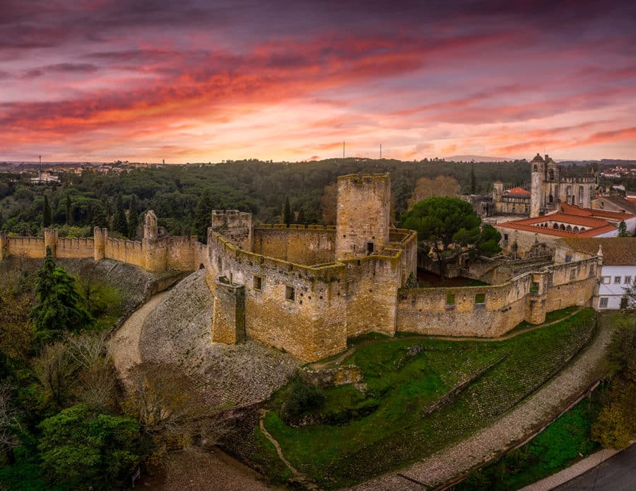 The Ultimate 10 Day Porto to Lisbon Road Trip Itinerary