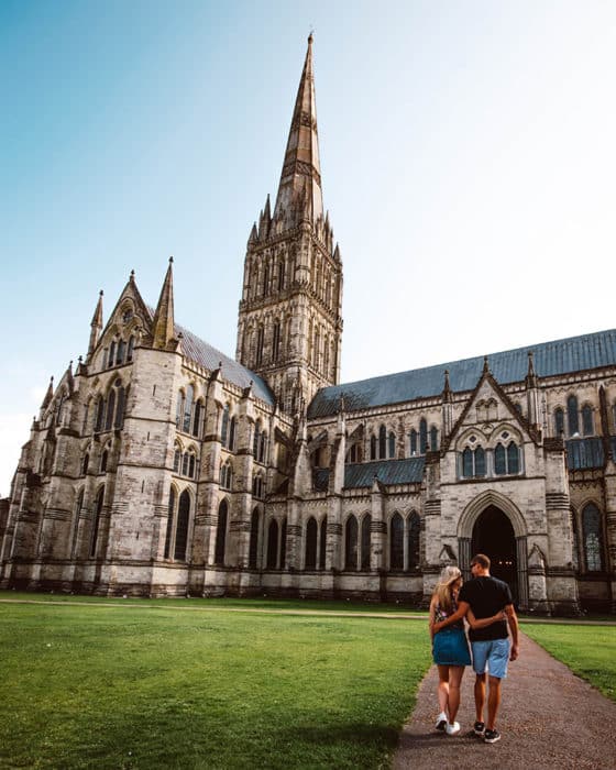 Discover the fascinating history of the Salisbury Cathedral