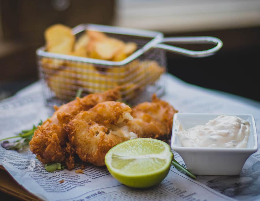 Eat dinner at the fishing boat harbour, fremantle