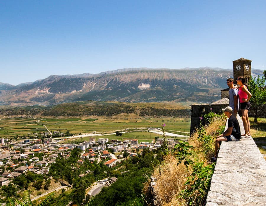 25 essential tips to help you travel alone for the first time