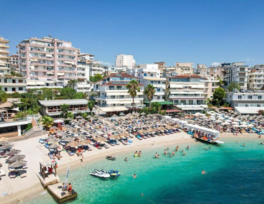 Vila Era Beach Hotel